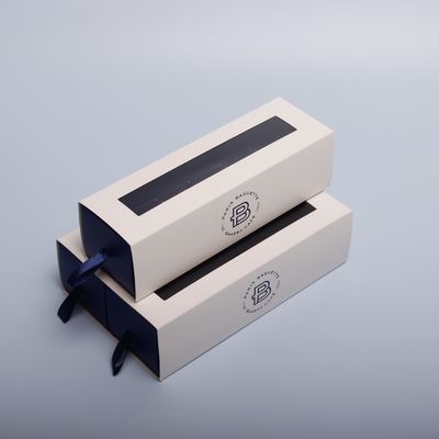 Boîte d'emballage alimentaire jetable écologique imprimée sur mesure avec un manchon en carton